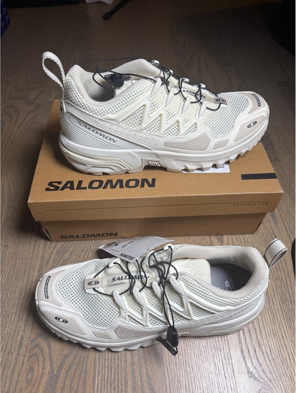 Salomon White Trail Running Shoes Women’s Size 8.5 US